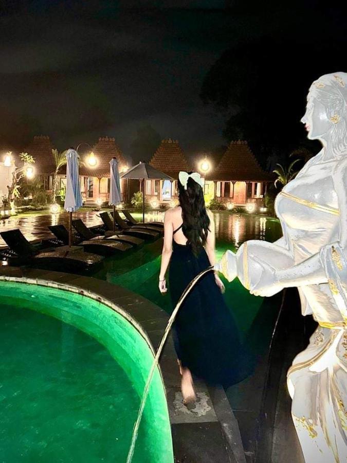 Starlake Villa & Glamping Kubupenlokan Exterior photo