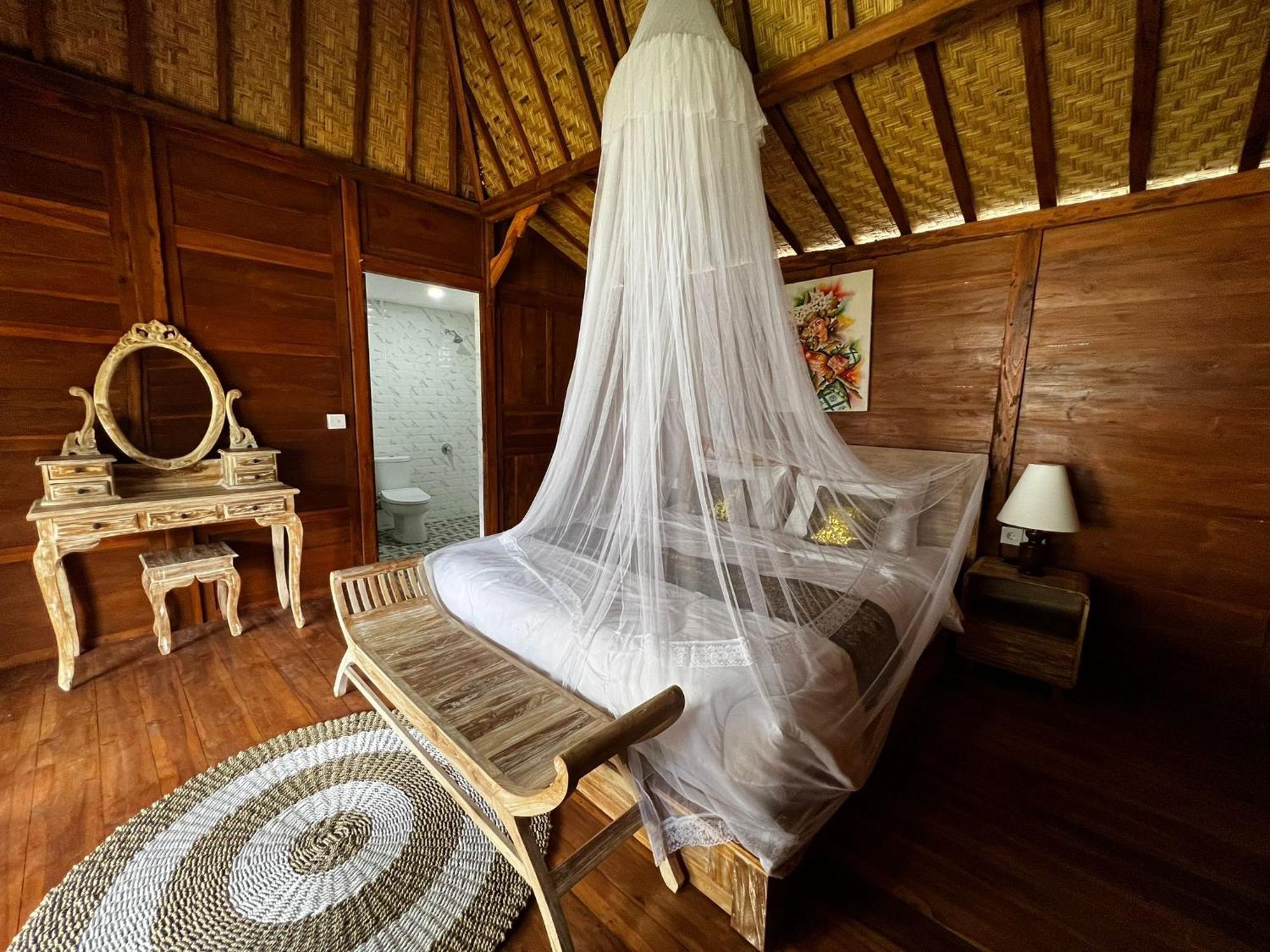 Starlake Villa & Glamping Kubupenlokan Exterior photo
